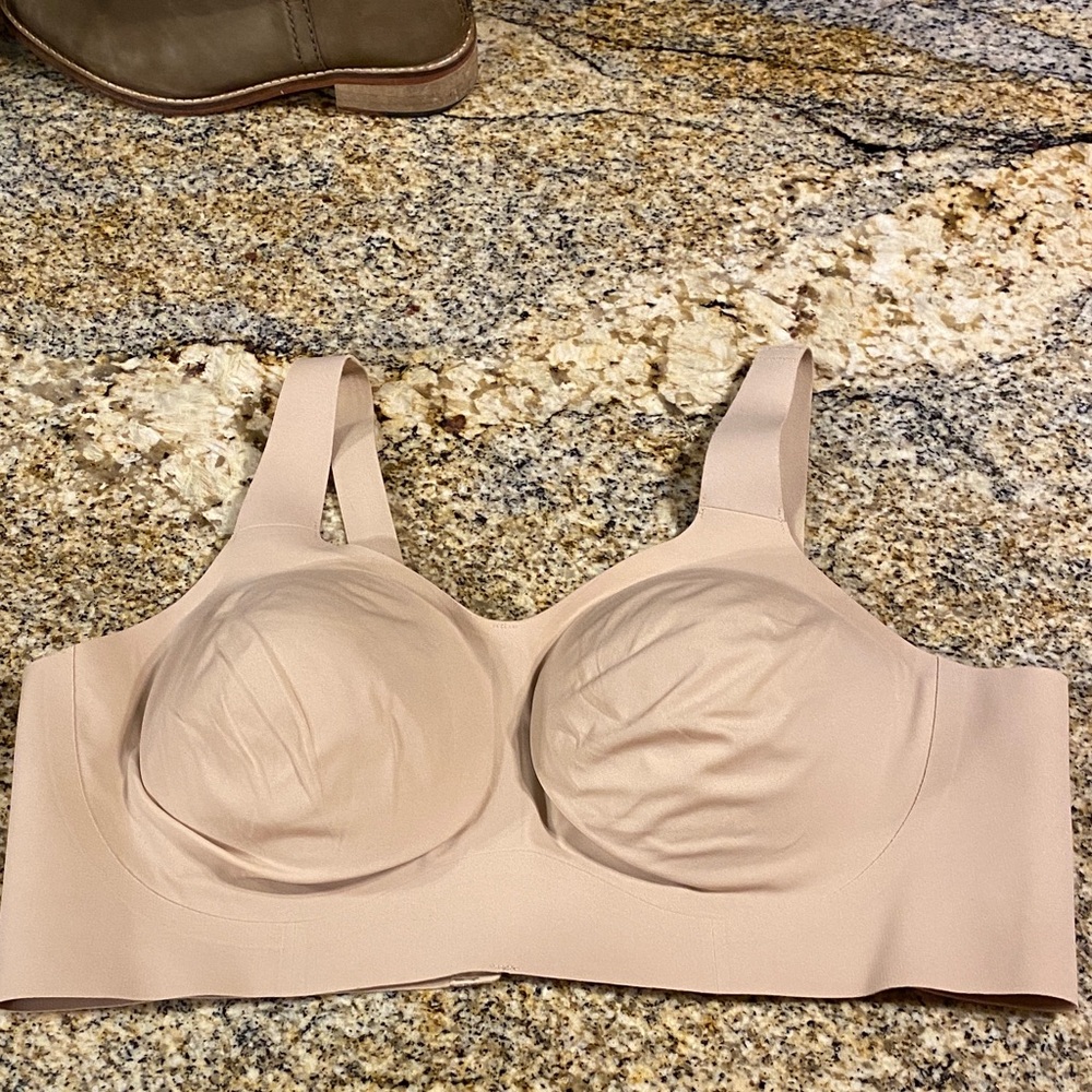 Evelyn Bobbie Wireless Beyond Bra